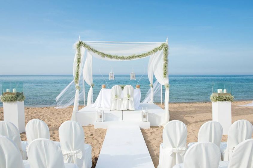 Scopri di più sull'articolo Dalle location in spiaggia ai castelli più belli per nozze civili