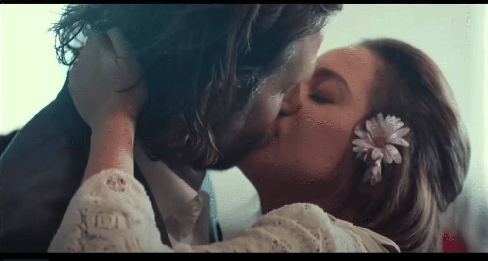 Scopri di più sull'articolo A star is born: continuiamo a sognare, lontani dal superficiale!